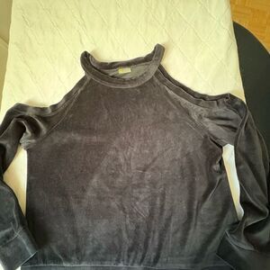 Zella Black Velvet Top